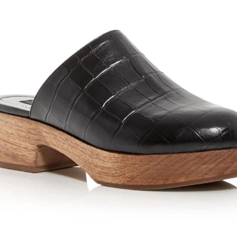 NWT AQUA Black Croc Embossed Leather Wooden Platform Clogs Slip-On Mules Size 8